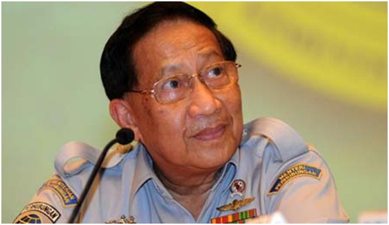 E.E Mangindaan