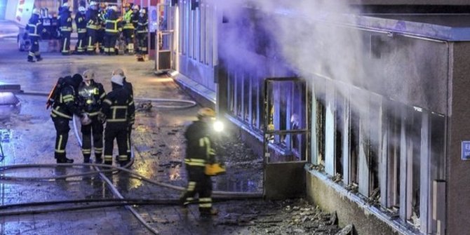 Masjid dibakar di Swedia saat shalat jamaah, lima cedera