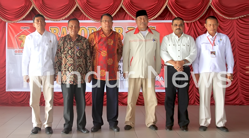 6 ORANG  MAJU  SEBAGAI  BAKAL CALON (BALON) BUPATI  KARIMUN 2015