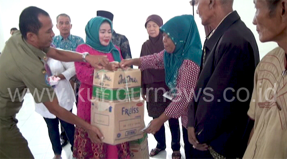 Ikatan Kekeluargaan Keluarga Dewan (IKKD) Kabupaten Karimun, Gelar Bakti Sosial