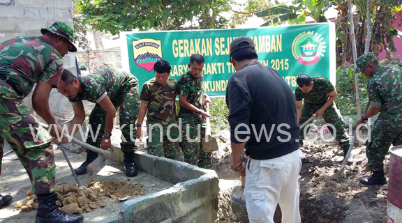 Koramil 03/Kundur, Kodim 0317/TBK Karimun melaksanakan pembangunan Sejuta Jamban