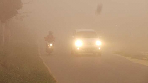 Sebagian Wilayah Riau Gelap. Asap Pekat Makin Meluas ! Sebagian Wilayah Riau Gelap. Asap Pekat Makin Meluas !