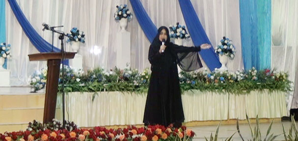 Umi Pipik Dian Irawati memberikan Tausiyah Pada Peringatan Hari Ibu ke 87 di Kundur.