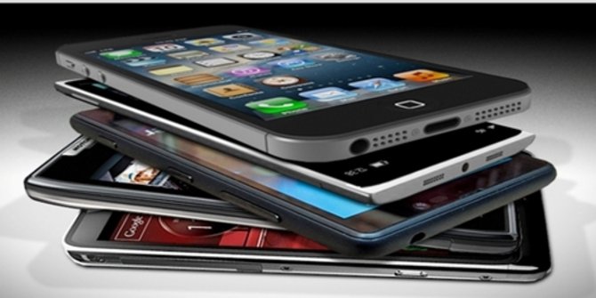 Jumlah smartphone yang dipasarkan selama tahun 2015?