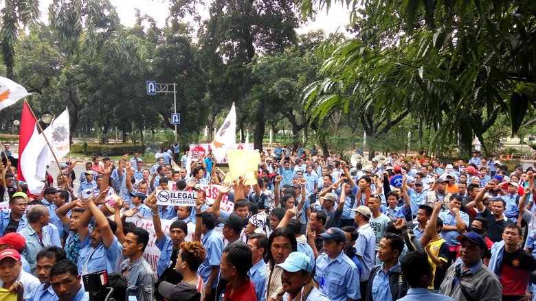 Solusi Transportasi Aplikasi, Komisi V DPR Usul Perpres atau Perppu Solusi Transportasi Aplikasi, Komisi V DPR Usul Perpres atau Perppu