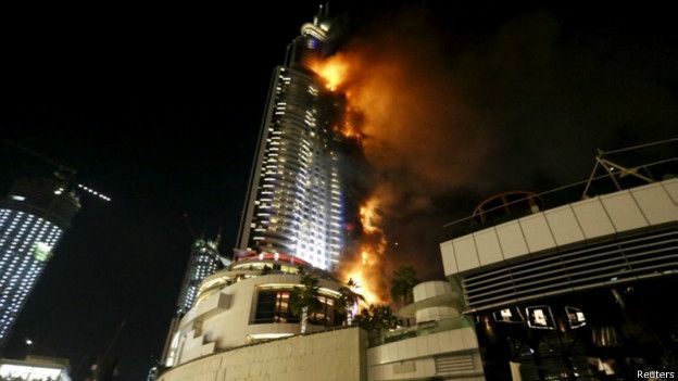 Kebakaran landa bangunan pencakar langit di dekat Dubai