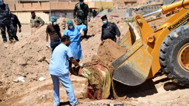 Ditemukan lebih dari 50 kuburan masal terduga korban ISIS