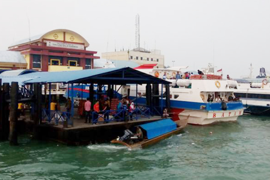 Lonjakan Arus Mudik Lebaran di Pelabuhan Tanjungbalai Karimun Lonjakan Arus Mudik Lebaran di Pelabuhan Tanjungbalai Karimun