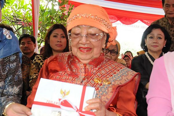 Istri Bung Tomo Tutup Usia