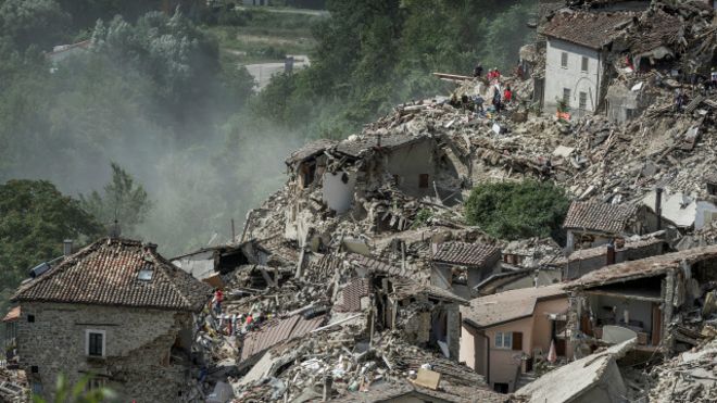 Sedikitnya 73 orang tewas karena gempa di Italia tengah