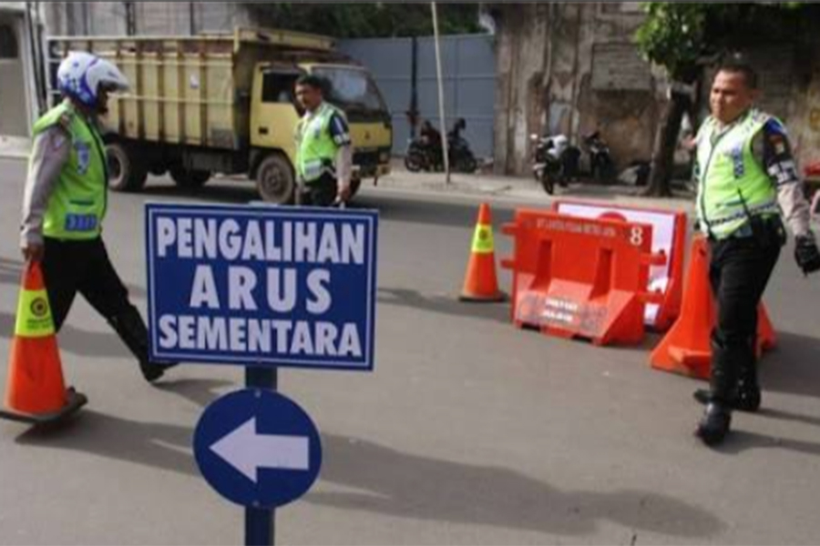 Berikut ini Pengalihan Jalur Pengendara di Karimun.