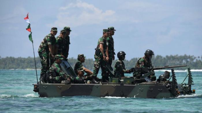 Panglima TNI dan KSAD Tinjau Latihan Taktis di Natuna