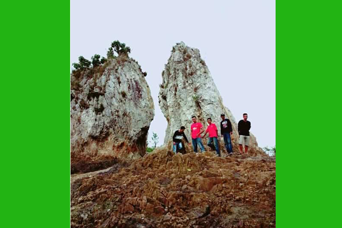 Batu Beliang, Obyek Wisata di Ungar Karimun Kepri - kundur news 030117