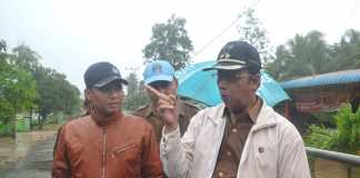 Wakil Bupati Karimun Anuar Hasyim Pantau Lokasi Banjir di Kundur - Kundur News