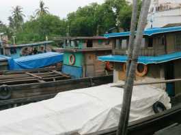 menyeludupkan_puluhan_ribu_kubik_pasir_sawang_hanya_berbekal_clerence_bodong