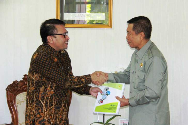 Gubernur Bali Minta Tindaklanjut Pembangunan PLTS di Bali