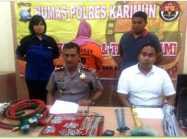 wanita_pencuri_toko_mas_di_pasar_puan_maimun_karimun_tertangkap