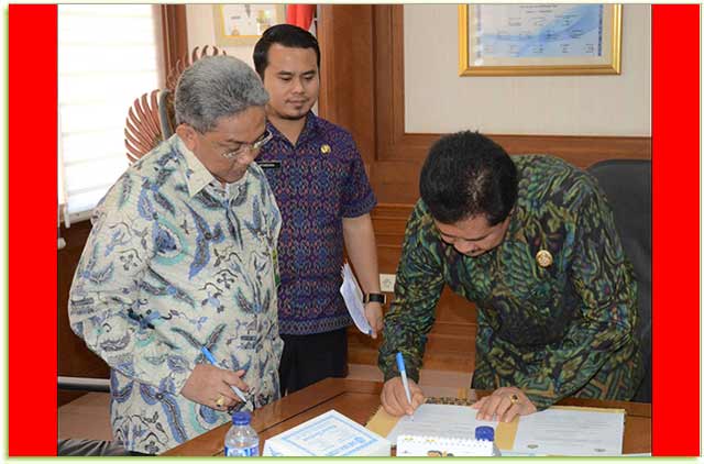 Tuan Rumah Pertemuan Penataan Pesisir dan Laut