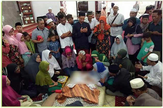 Ditikam Pencuri Kotak Amal, Sapari Bersimbah Darah di Masjid Agung