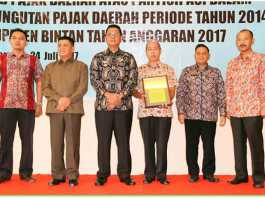 43-Pelaku-Usaha-Taat-Pajak,-Dapat-Penghargaan