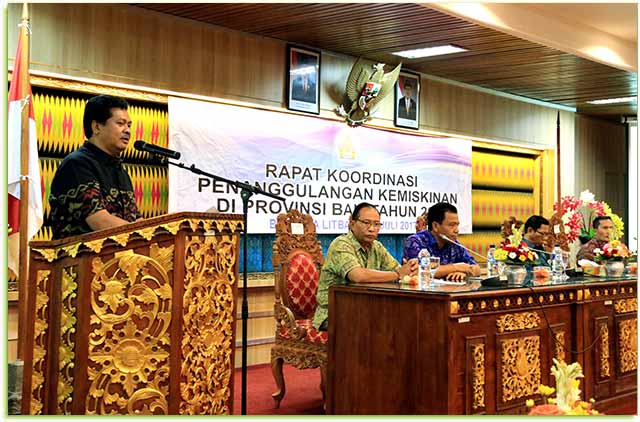 Wakil Gubernur Bali, Ketut Sudikerta, Rapat Koordinasi Penanggulangan Kemiskinan Provinsi Bali di Kantor Badan Perencanaan Pembangunan Daerah, Penelitian dan Pengembangan Provinsi Bali, Kamis(27/7).