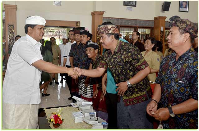 Sosialisasi Bantuan Keuangan Khusus (BKK) Desa Pakraman, Subak dan Subak Abian Tahun 2017 di Gedung Sabha Lango Santi, Kantor Dinas Kebudayaan Kota Denpasar, Senin (17/7)