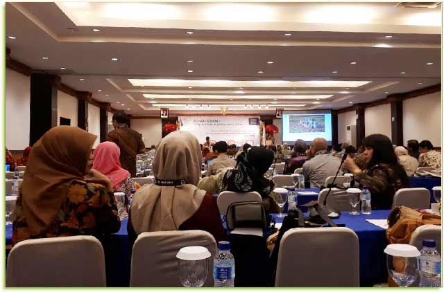 Kegiatan International Conference And Congress of The Indonesian Seciety of Agriculture Economics (ICC-ISAE) di Inna Grand Bali Beach, Sanur Rabu (23/8).