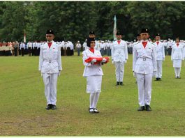 Paskibraka-Kundur-Sukses-Ngibarkan-Bendra-Mera-Putih-di-HUT-RI-Ke-72