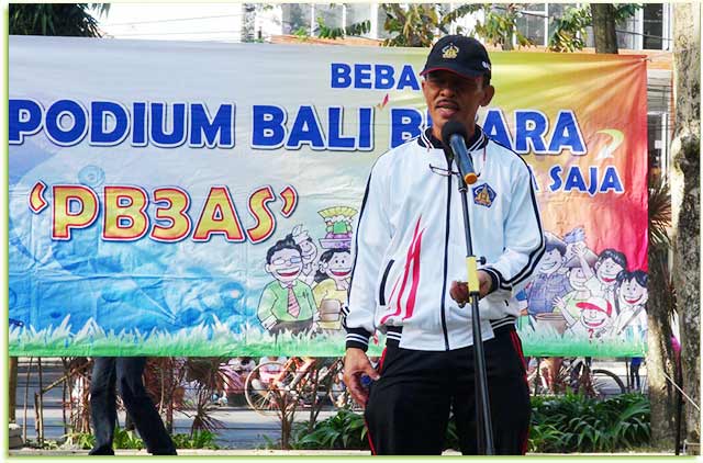 Kepala UPT Pusdalops BPBD Provinsi Bali Gede Made Jaya Serata Berana di Podium Bali Bebas Bicara Apa Saja (PB3AS) Lapangan Puputan Margarana Niti Mandala Denpasar, Minggu (17/9).