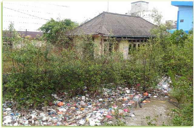 Beginilah Kondisi Bekas Kantor Bea dan Cukai Tanjung Balai di Tanjungbatu. Sangat Memprihatinkan