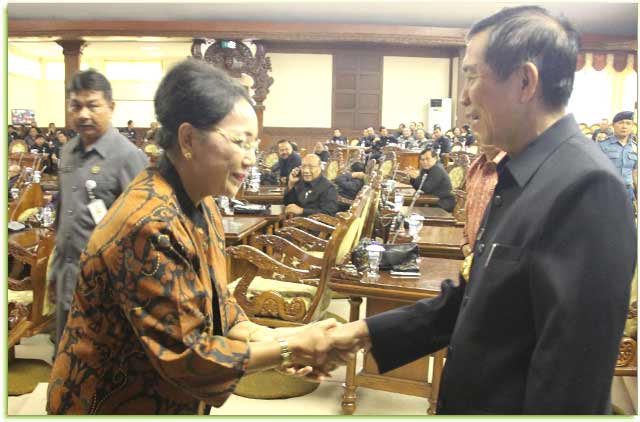 DPRD-Bali-Desak-Pemprov-Bali-Tindak-Penyelundupan-Sapi-Bali