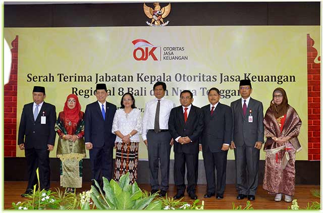 Acara serah terima jabatan Kepala Kantor Otoritas Jasa Keuangan Regional 8 dan Nusa Tenggara, di Kantor OJK Bali, Sabtu, (16/9).