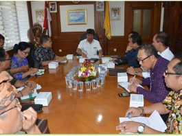 Pemprov-Bali-Rangkul-BUMN-dan-Perbankkan-Tangani-Pengungsi-Gunung-Agung