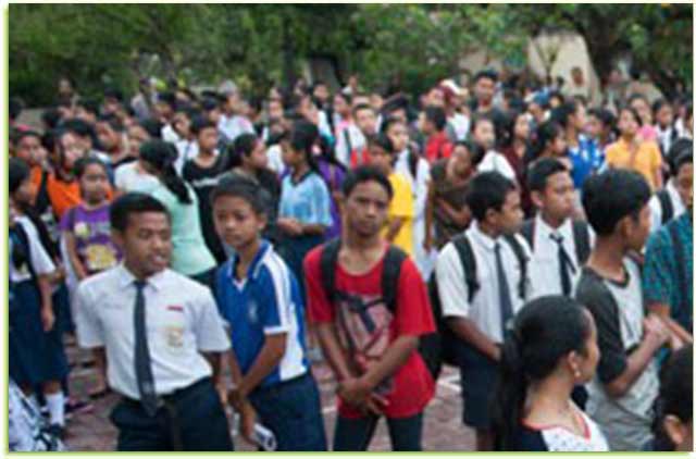 Sekolah-di-Bali-Diminta-Berperan-Bantu-Fasilitasi-Pendidikan-Anak-Pengungsi-Gunung-Agung