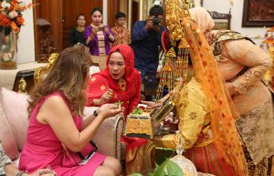 Tari-Angsana-dari-Karimun,-Sita-Perhatian-Diplomatik-Mesir-(2)