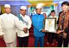 Karimun peroleh 4 Penghargaan rekor dari MURI (Museum Rekor Indonesia) yang diserahkan pada malam syukuran acara puncak HUT Kabupaten Karimun ke 18