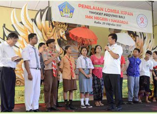 Bahaya Narkoba dan HIV/AIDS: Wakil Gubernur Bali Ketut Sudikerta dalam sambutannya saat penilaian Lomba Kelompok Siswa Peduli AIDS dan Narkoba (KSPAN) Tingkat SMA/SMK se Bali Tahun 2017 di SMKN 1 Sukasada, Buleleng, Rabu (25/10).