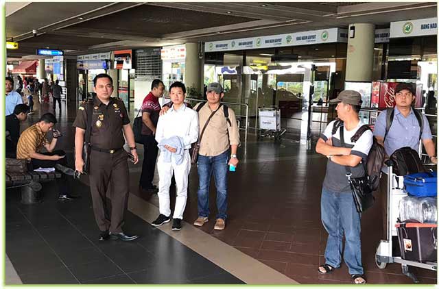 Koruptor jalan lingkar Kundur,Christoper Dewabrata, dari Rutan Lampung dibawa ke Kepri.