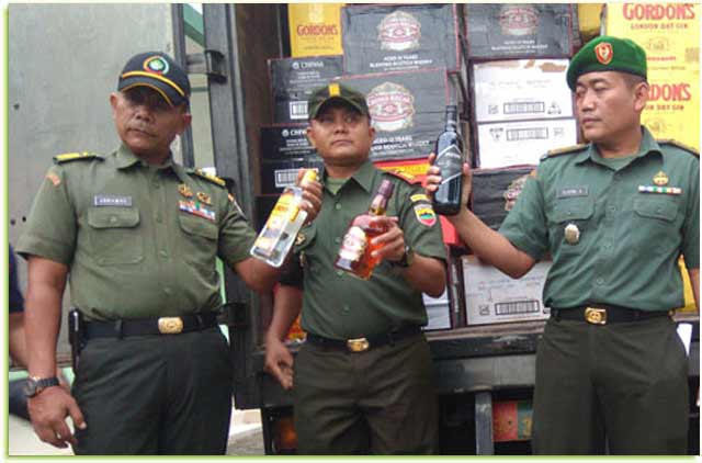 Tangkapan-Minuman-Keras-Illegal-Senilai-Rp7-M-Disita-penyidik-PPNS-DAG