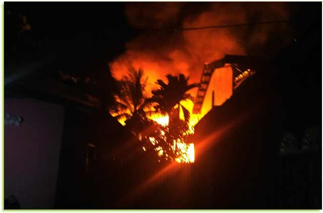 26-Rumah-di-Sungai-Lakam-Barat-Terbakar