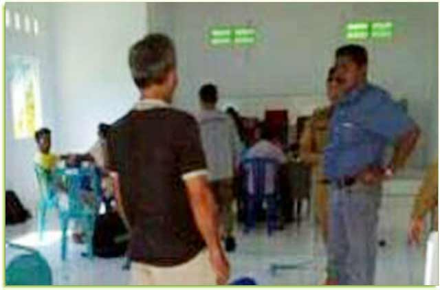 Kericuhan Penetapan Balon Kades di Siantan Selatan, Anambas Kericuhan Penetapan Balon Kades di Siantan Selatan, Anambas