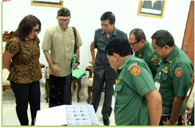 Tri Hita Karana Roh Pembangunan Berkelanjutan Tri Hita Karana Roh Pembangunan Berkelanjutan
