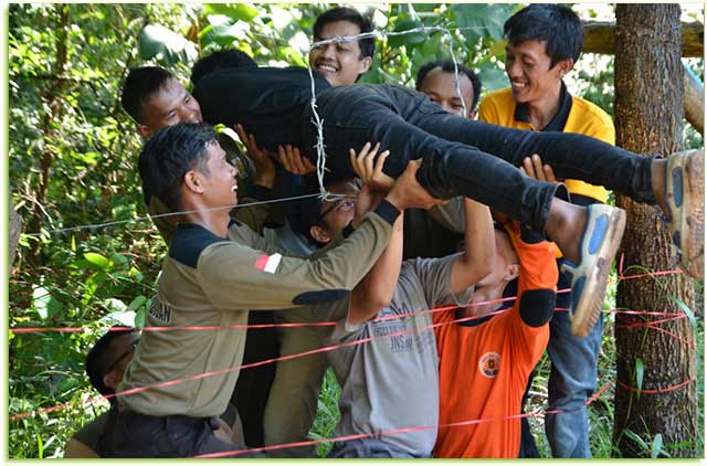 Kemah-Bakti-Nusantara-di-Hutan-Wisata-Bukit-Harimau-(3)