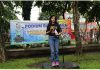 Anggota KPU Bali Divisi Sumber Daya Manusia dan Partisipasi Masyarakat Dr. Ni Wayan Widiastini di Podium Bali Bebas Bicara Apa Saja (PB3AS) di Lapangan Niti Mandala Renon, Denpasar, Minggu (14/1).