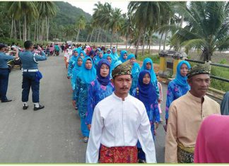 Pawai-MTQ-Kecamatan-Jemaja,-Syiar-Islam-Pulau-Terluar-Indonesia-(2)
