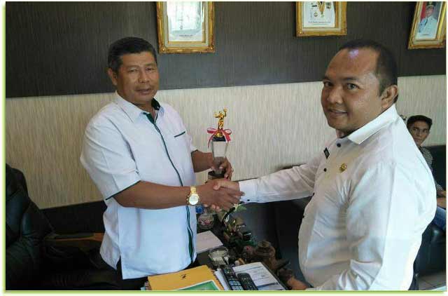 Bupati Anambas Tunjuk Masykur Asisten II dan Juga Pemilik Pulau Resort Kusuma, Jabat Kadisparbud KKA Bupati Anambas Tunjuk Masykur Asisten II dan Juga Pemilik Pulau Resort Kusuma, Jabat Kadisparbud KKA