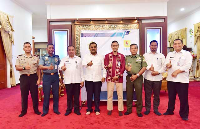 Bupati-Gelar-MoU-Dengan-PLN