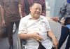 Mantan Bupati Kabupaten Kepulauan Anambas, Drs H Tengku Muhtarudin, saat masuk ke rutan
