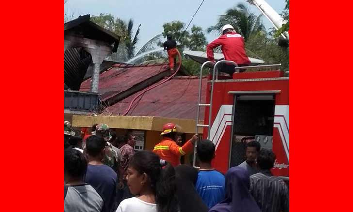 Rumah Warga di Pasir Panjang Terbakar