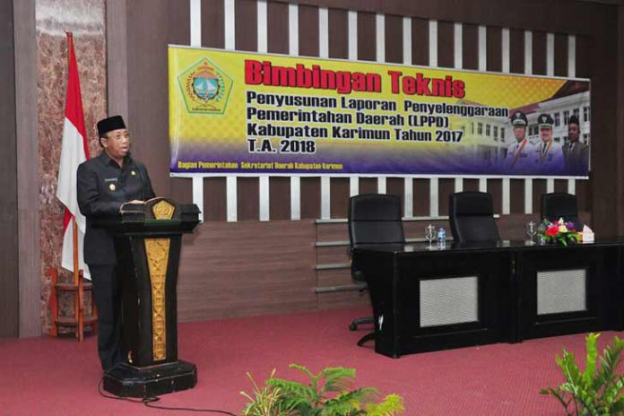 Wakil Bupati Karimun Anwar Hasyim membuka secara resmi bimbingan teknis penyusunan LPPD